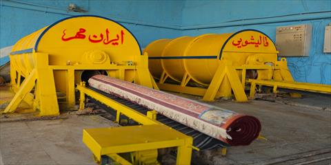 کارخانه قالیشویی ایران مهر تهران یکی از بزرگترین کاخانه های قالی شویی در تهران